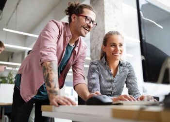 The safest way to update a WordPress theme without breaking the code. 26 The safest way to update a WordPress theme without breaking the code